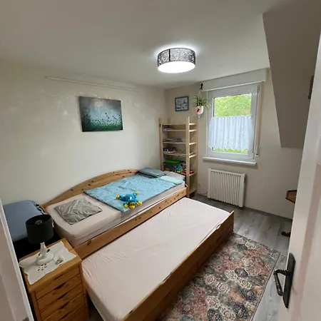 Moeblierte Petra コブレンツ