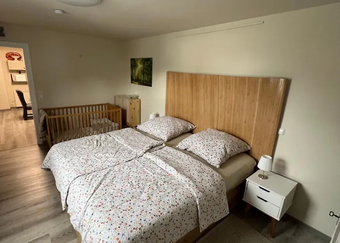 Moeblierte Petra コブレンツ