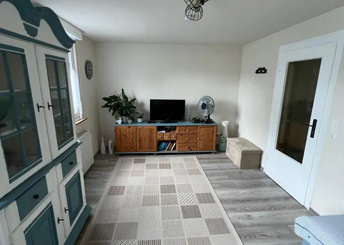 Moeblierte Petra コブレンツ